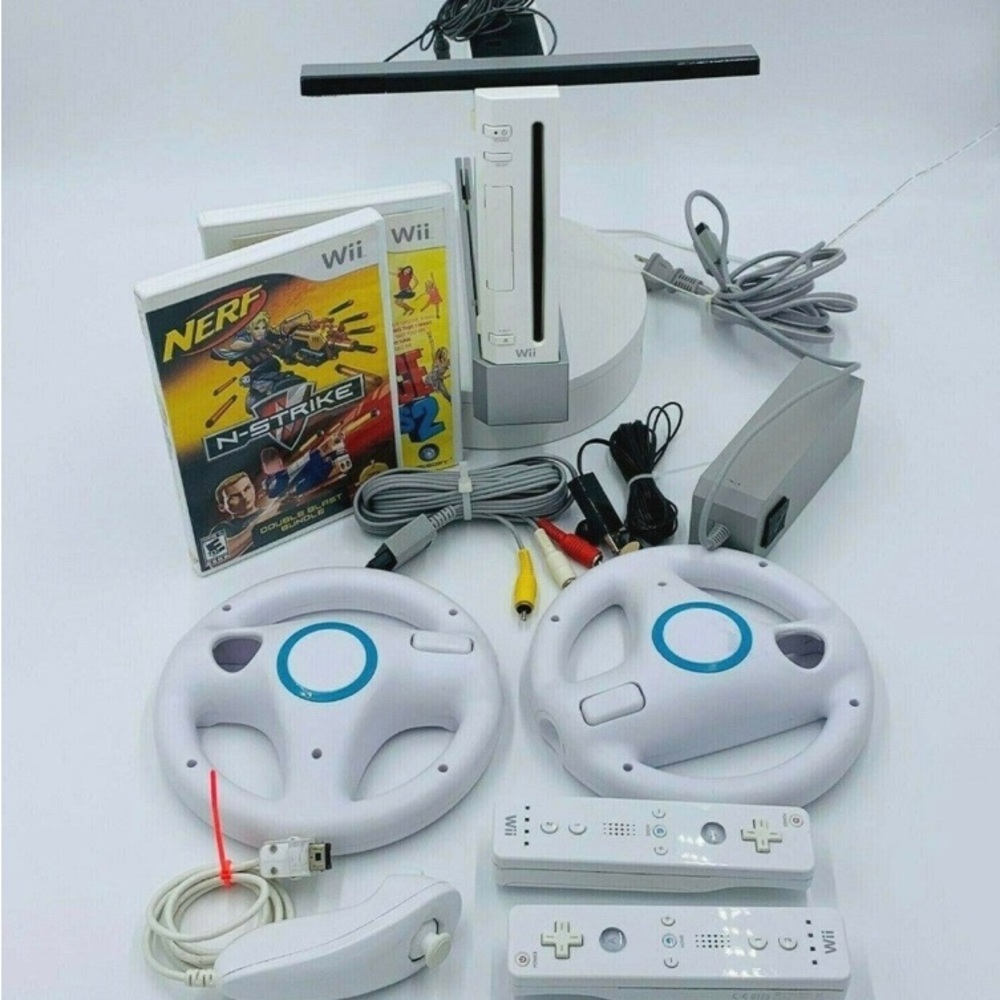 Nintendo Wii console bundle game